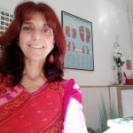 Sandrine Rey - naturopathe - prise dans son cabinet d'Aix en Provence