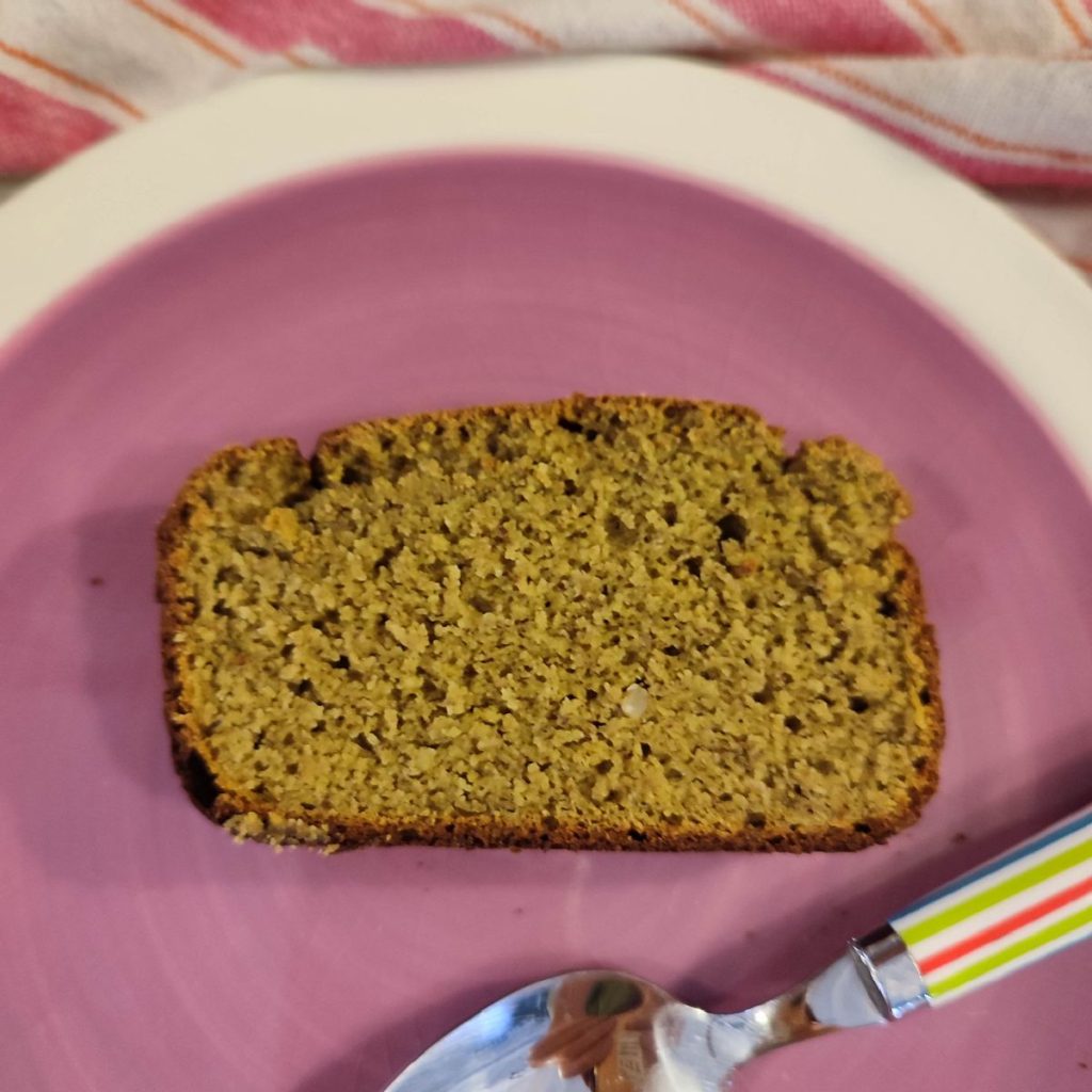 Cake Matcha Noisettes à IG bas, sans gluten & sans lactose